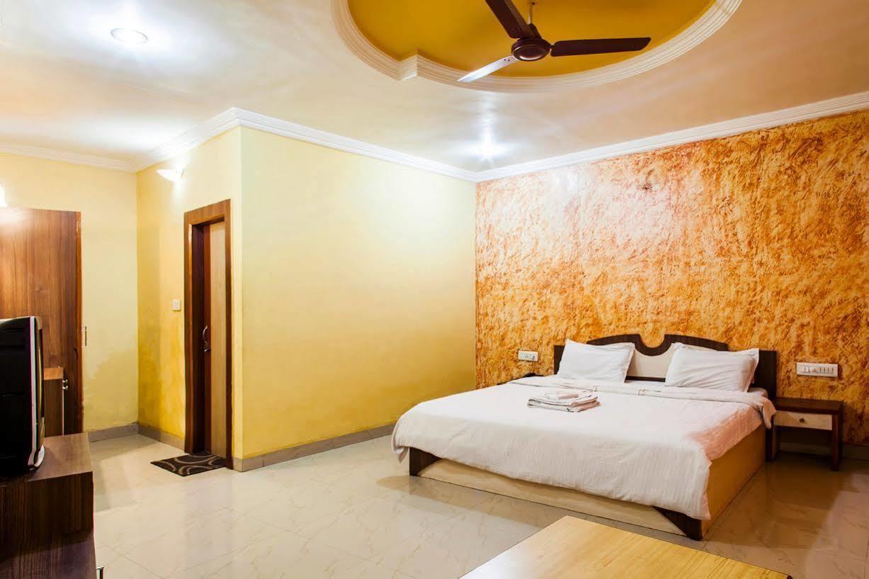 Hotel Sobhraj Ajmer Esterno foto