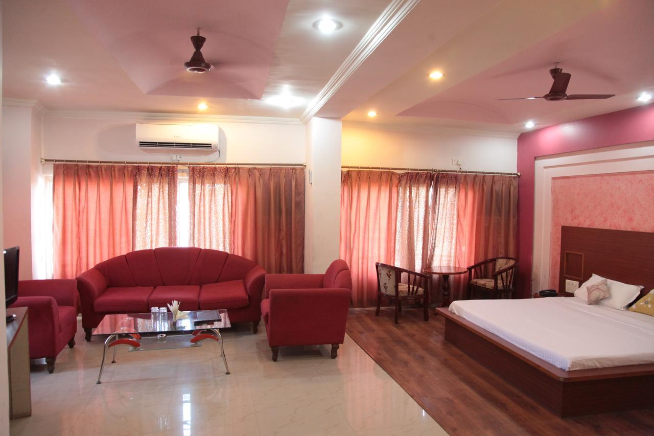 Hotel Sobhraj Ajmer Esterno foto
