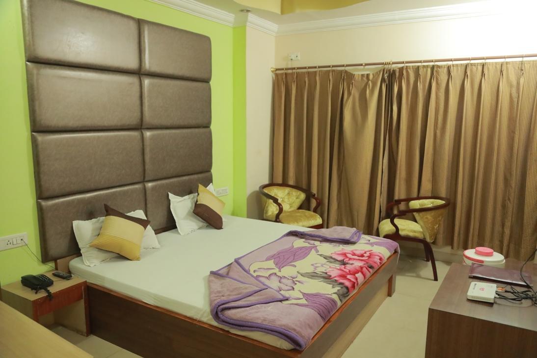 Hotel Sobhraj Ajmer Esterno foto